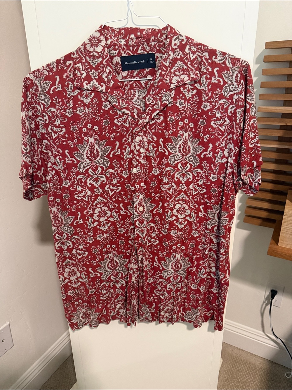 Abercrombie & Fitch Red Paisley Print Short-Sleeve Button Down